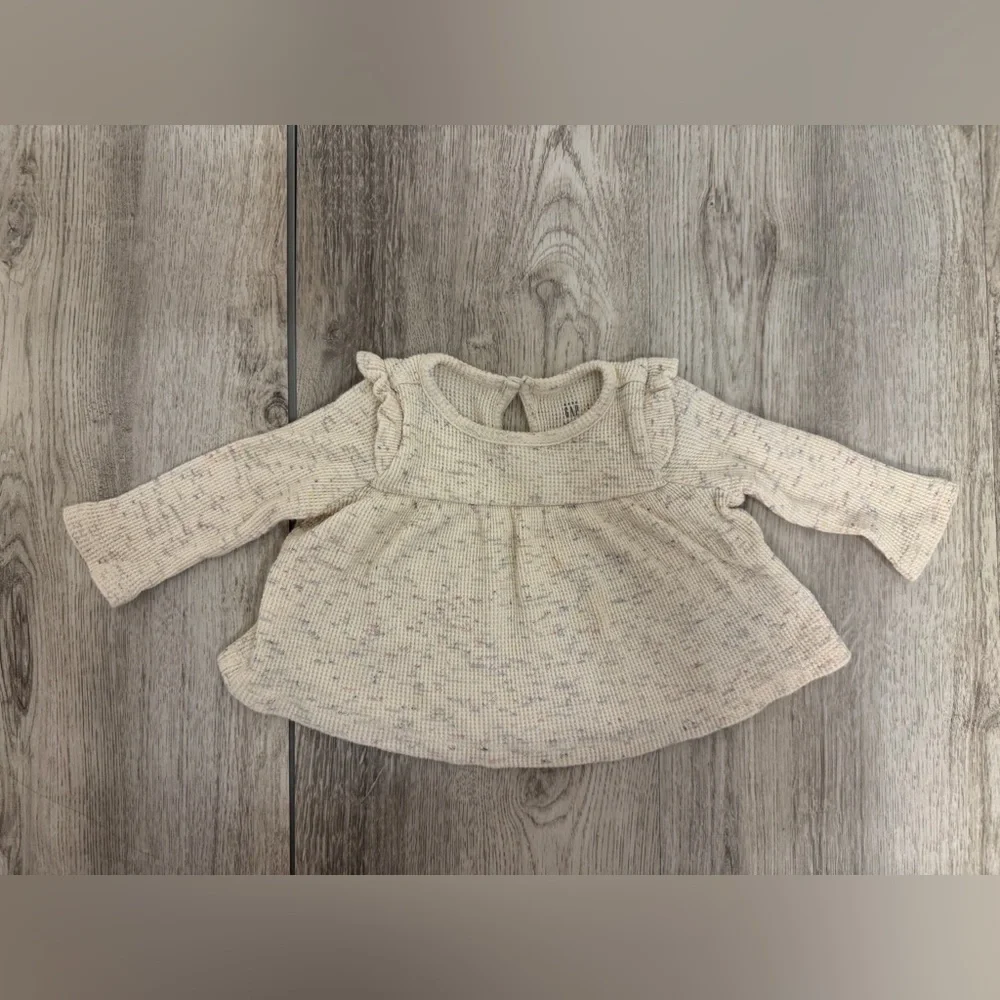 Cream Speckled Baby Outfit by Gap